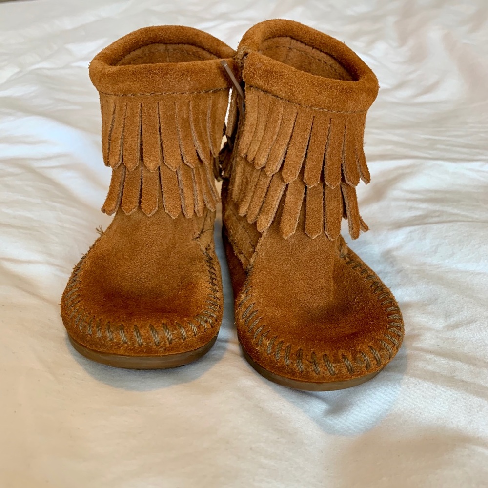 Minnetonka original moccasin boots!